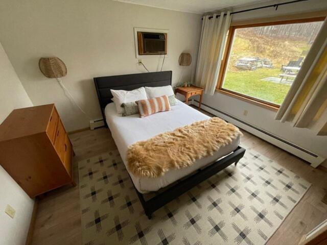 Berkshire Valley Inn North Hancock Ngoại thất bức ảnh